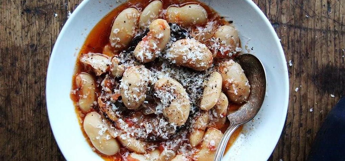 slow cooker gigante beans tomatoes pancetta - Article 2